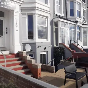 https://southbay-holiday-flats-flat-2.yorkshirehotels.net