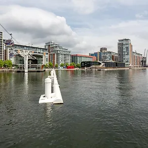 https://royal-docks-penthouse.cambridgehotelsuk.com