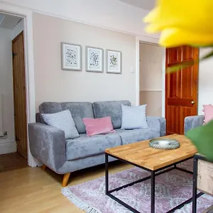  Holiday home William House